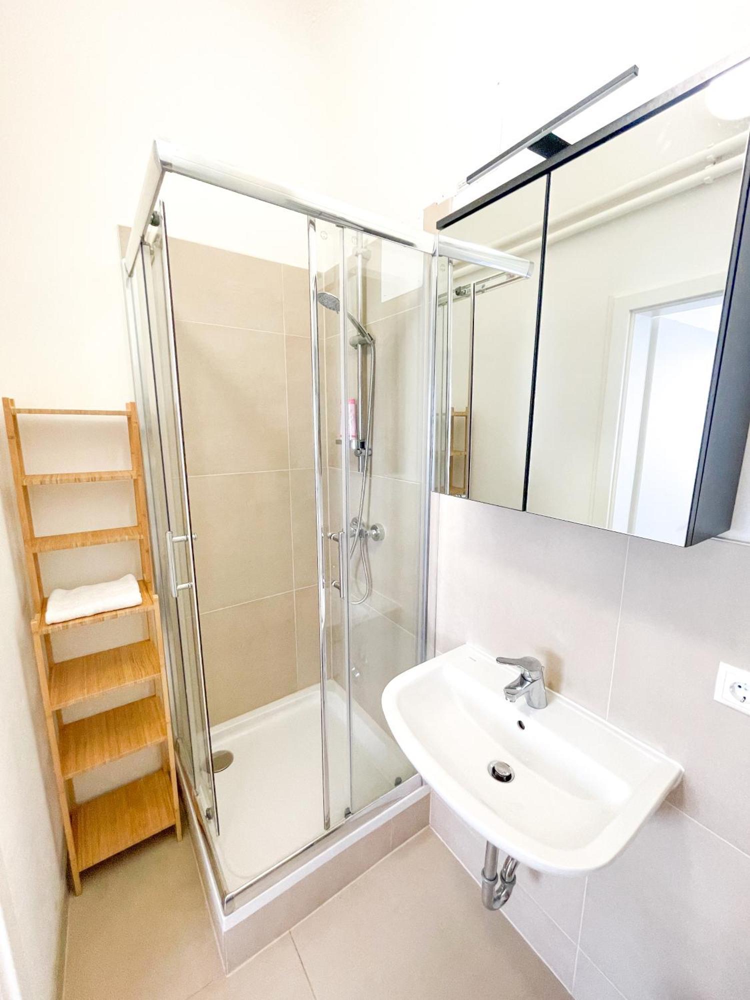 Contactless Self-check-in - Stayhere Studio 4 Apartment Graz